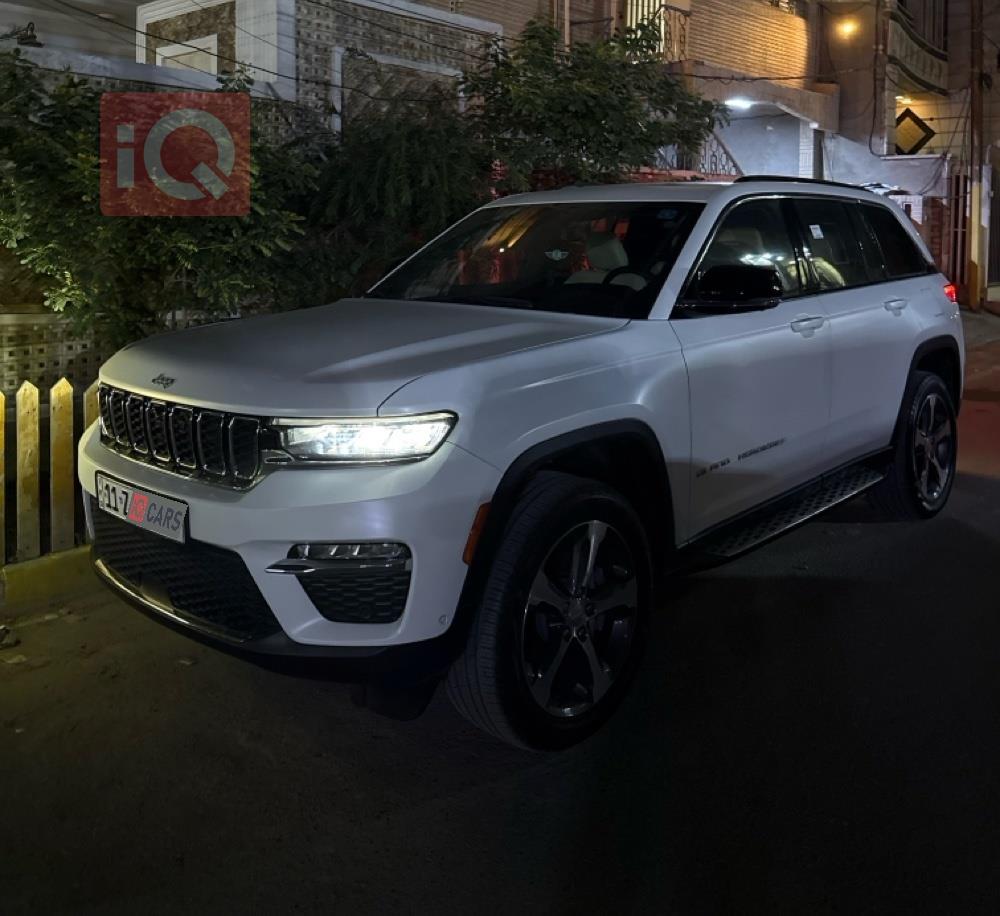 جيب جراند شيروكي